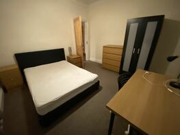 Station Road, Beeston - Image 3