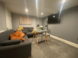 Alberta Terrace, Sherwood Rise - Image 1
