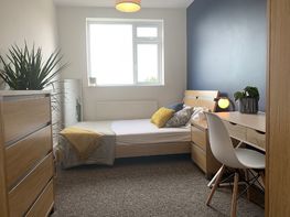 Staple Hill Road, Fishponds - Image 2