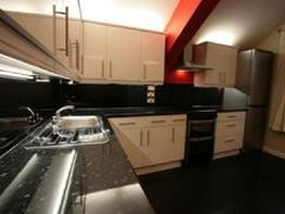 F1 37 Kings Parade Avenue, Clifton - Image 4