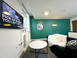 Wool Factory - Flat 1, City Centre - Image 4