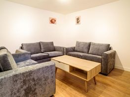Queens Road, Beeston - Image 2
