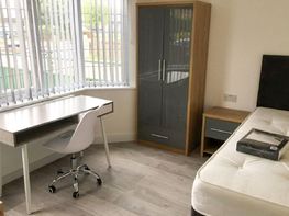Queens Road, Beeston - Image 5