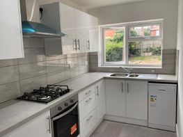 Queens Road, Beeston - Image 3
