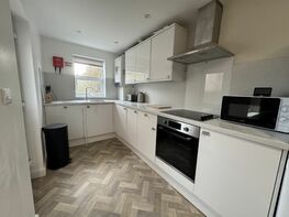 Wollaton Road, Beeston - Image 3