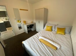 Fladbury Crescent (D), Selly Oak - Image 4