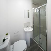 F5 28-32 New Station Rd, Fishponds - Image 4