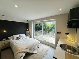 Somersby Road (R3), Woodthorpe - Image 2