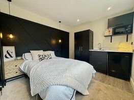 Somersby Road (R4), Woodthorpe - Image 2