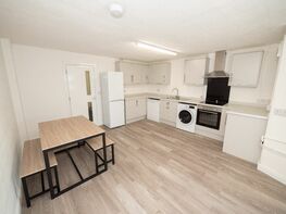 Raddlebarn Court (D), Selly Oak - Image 4