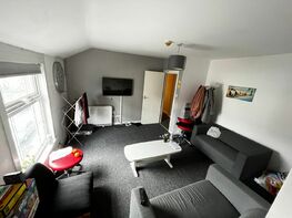 Flat 2 Thomas Place (D), Arboretum - Image 1