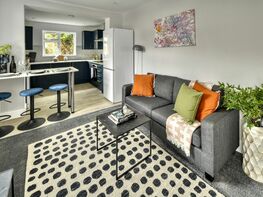 Forest Road (D), Fishponds - Image 1