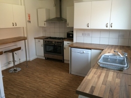 Rolleston Drive (D2), Lenton - Image 3