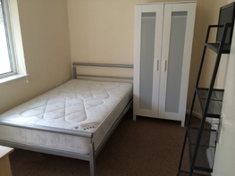 Rolleston Drive (D2), Lenton - Image 4