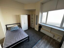 Rm1 56a Hampton Rd, Redland - Image 2
