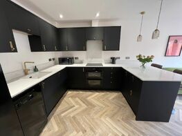 Kimberly Road (D), Fishponds - Image 2
