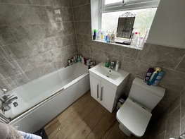 College Avenue, Fishponds - Image 3