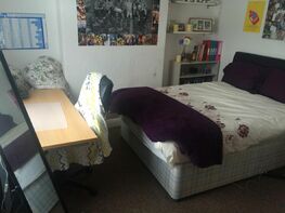 Teversal Avenue (D2), Lenton - Image 4