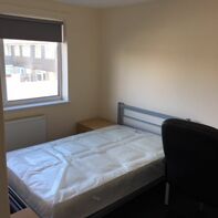 Saxton Close (S), Beeston - Image 5