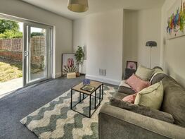 Forest Road (D2), Fishponds - Image 2