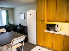 Leahurst Crescent (E), Harborne - Image 3