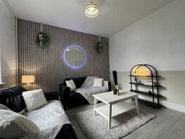 Junction Street, California - Image 4