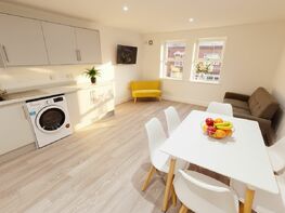 Raddlebarn Court (10), Selly Oak - Image 1