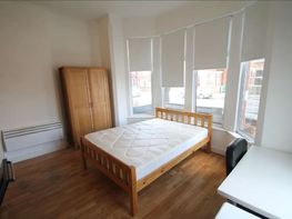 Flat 1b 2 Arthur Avenue, Lenton - Image 4