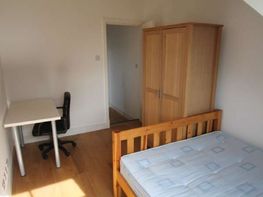 Derby Road, Lenton - Image 4