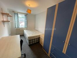 Chapel Court, Lenton - Image 5