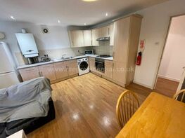 Chapel Court, Lenton - Image 3