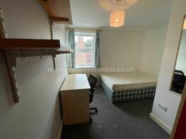 Chapel Court, Lenton - Image 5