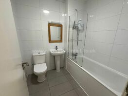 Flat 1 B Arthur Avenue, Lenton - Image 1