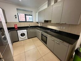 Flat 1 E Arthur Avenue, Lenton - Image 3