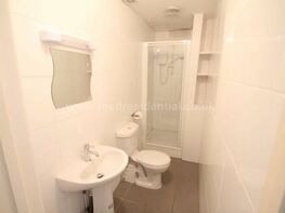Flat 2b 2 Arthur Avenue, Lenton - Image 4