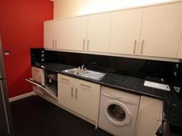 F3 37 Kings Parade Avenue, Clifton - Image 3