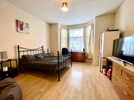 Derby Road, Lenton - Image 4
