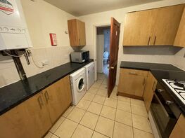 Derby Grove, Lenton - Image 4