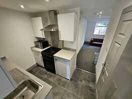Bournbrook Rd Studio 1, Selly Oak - Image 3
