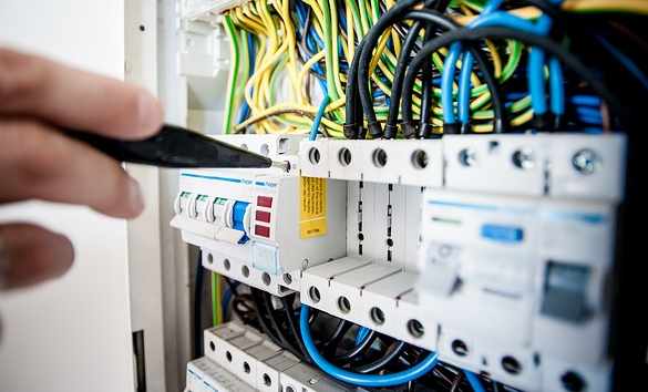 Landlords to be responsible for competence of electrical inspectors